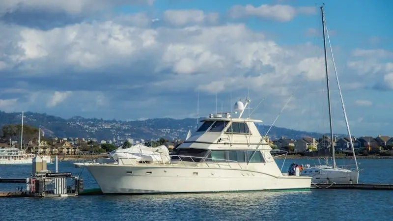 Itchko Ezratti Yacht