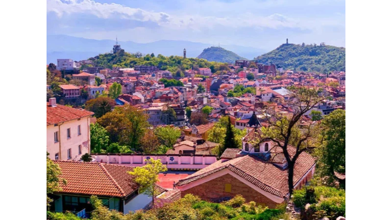 A Different Side of Europe: The Story of Bulgaria at the Heart of the Balkans